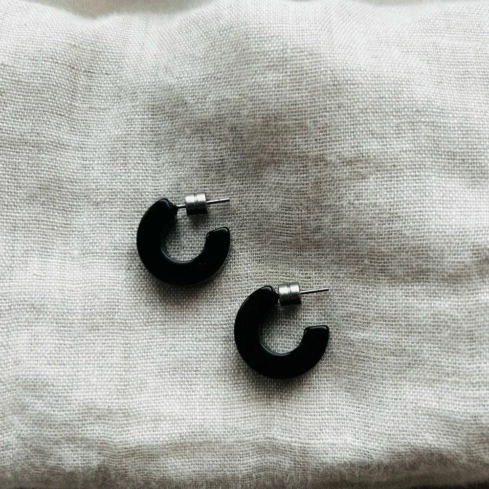 Machete Muse Hoops in Black Matte - Picture 3 of 6